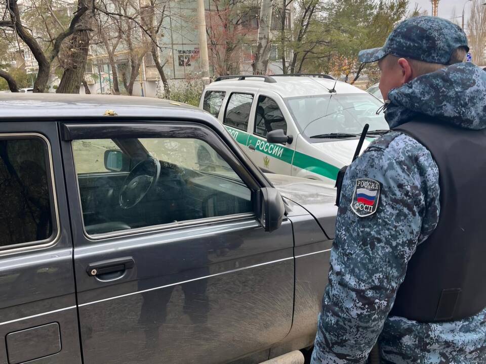 Как снять аресты после оплаты долгов приставам