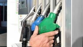 Демпферные выплаты нефтяникам: что это в Горздрав