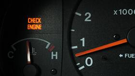 Почему горит индикатор Check Engine в Горздрав